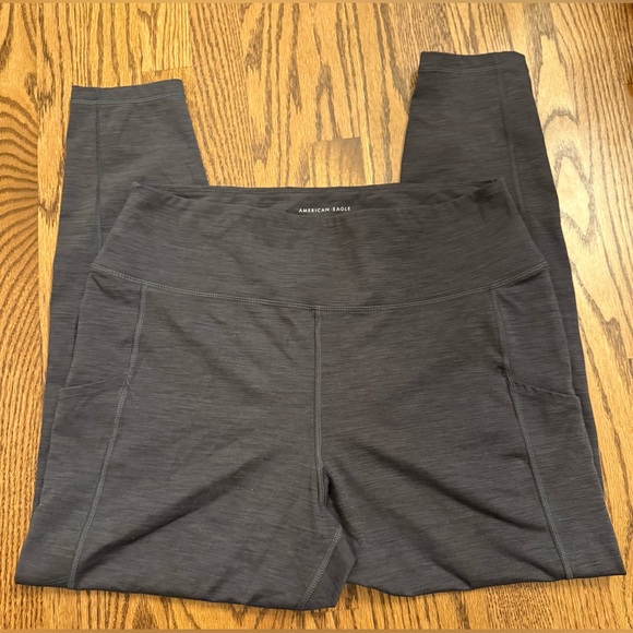 American Eagle Charcoal Pocket Leggings - Picture 2 of 4